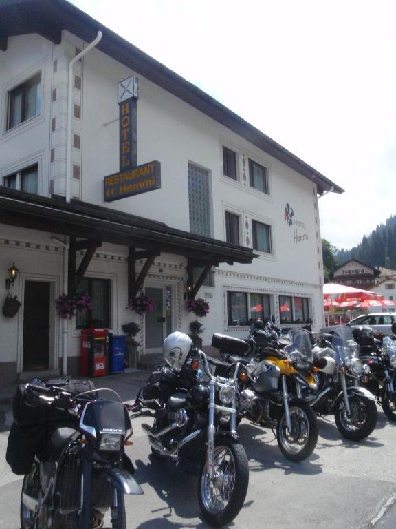 Hotel Restaurant Hemmi Churwalden Exterior photo